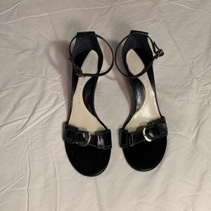 Gianni Bini Black heels 3 inch heels.